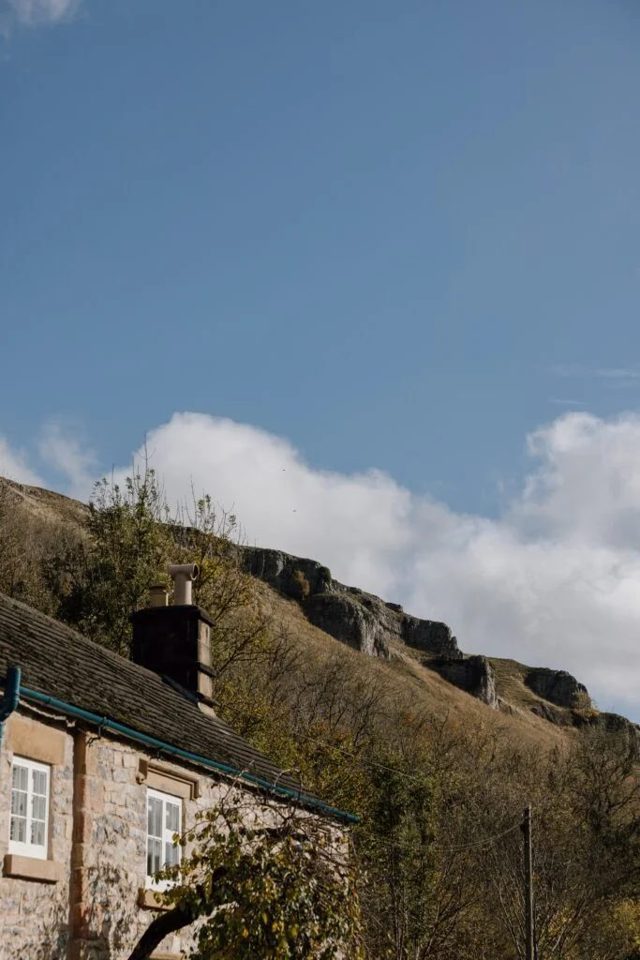 Brackendale Cottage